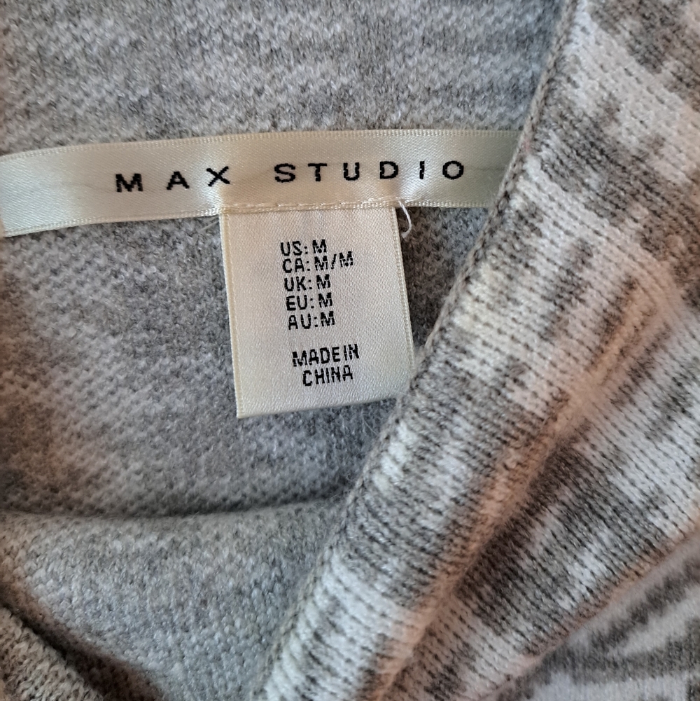 Max Studio Sweater - Picture 3 of 6